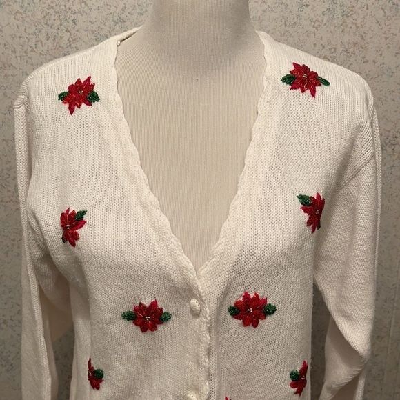 Vintage Holiday Christmas Sweater - Picture 2 of 7